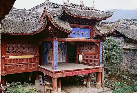 凤凰古城朝阳宫