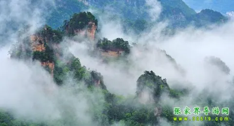 鹞子寨景区——层岩涌塔