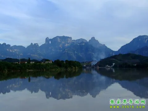 天门山下