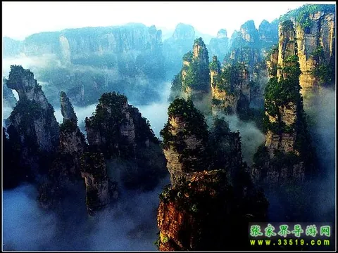 天子山群峰