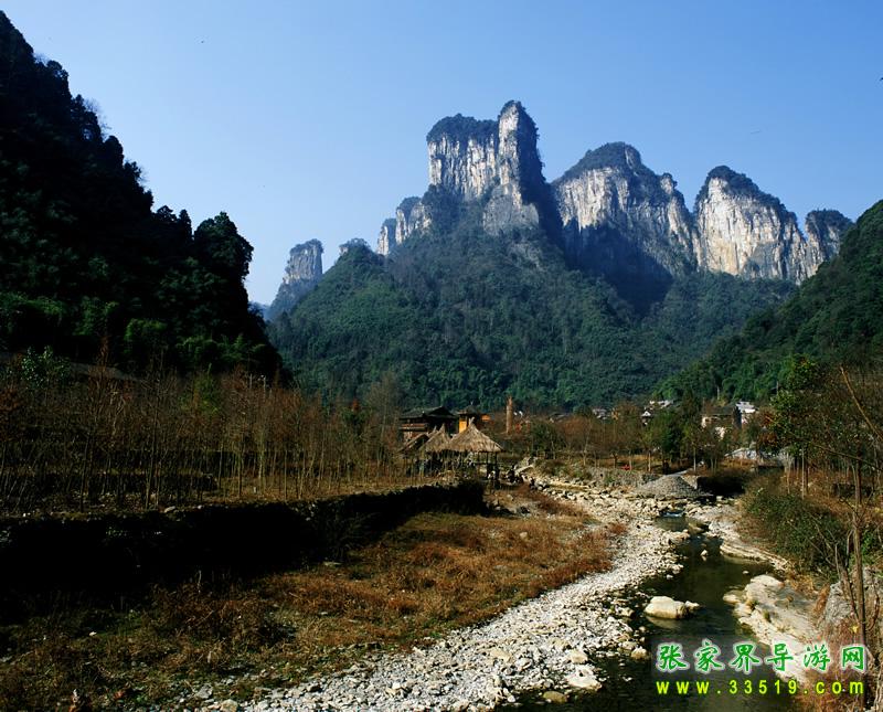 德夯大峡谷风光