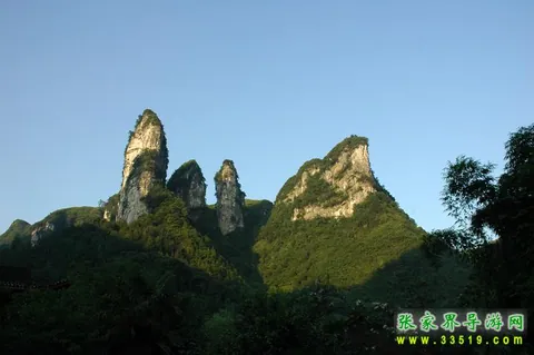 德夯大峡谷风光