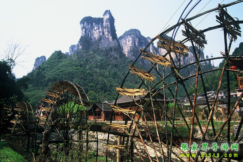 德夯大峡谷风光