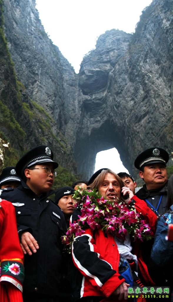 法国“蜘蛛侠”与天门山