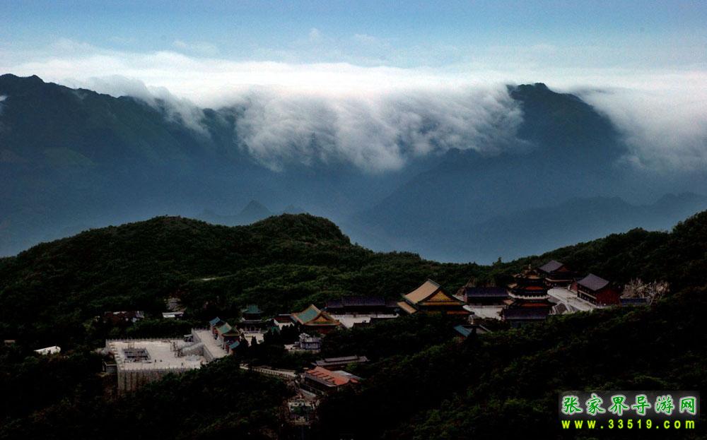 天门山寺俯瞰
