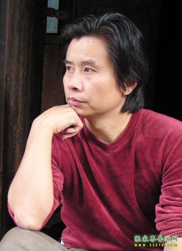 李军声近照
