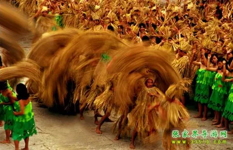 Tujia Maogusi Dance