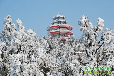 Liuqi Pavilion at Huangshizhai