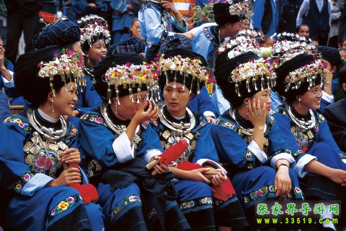 苗家少女集会