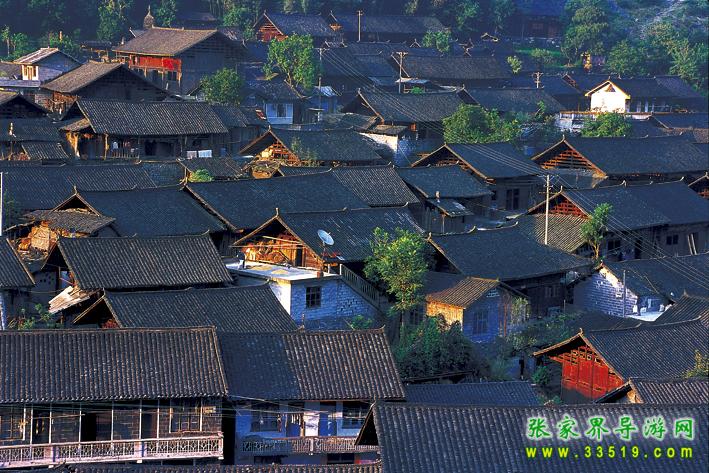 土家房屋群