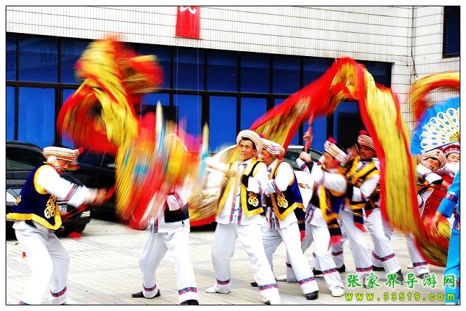 土家舞龙灯