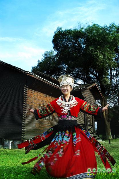 苗家少女