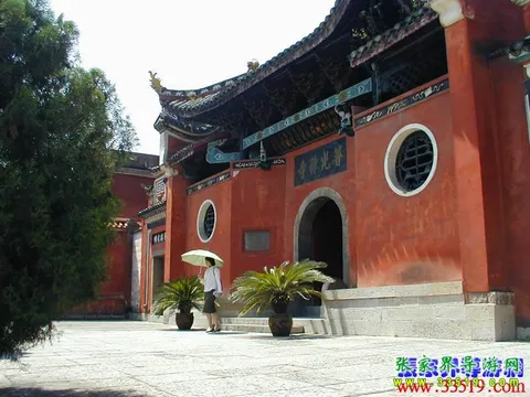 Puguang Temple